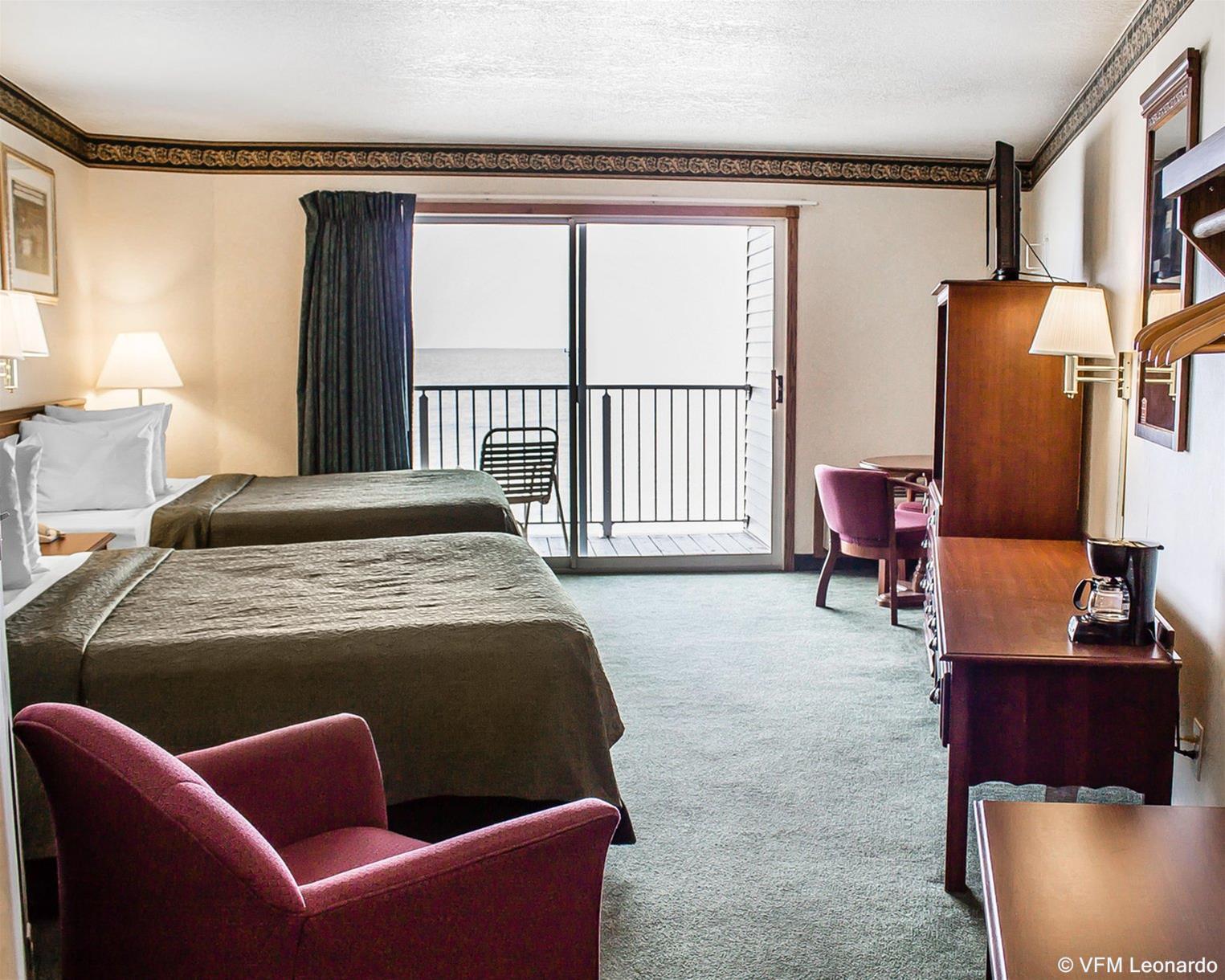 Quality Inn Lakefront Saint-Ignace Extérieur photo