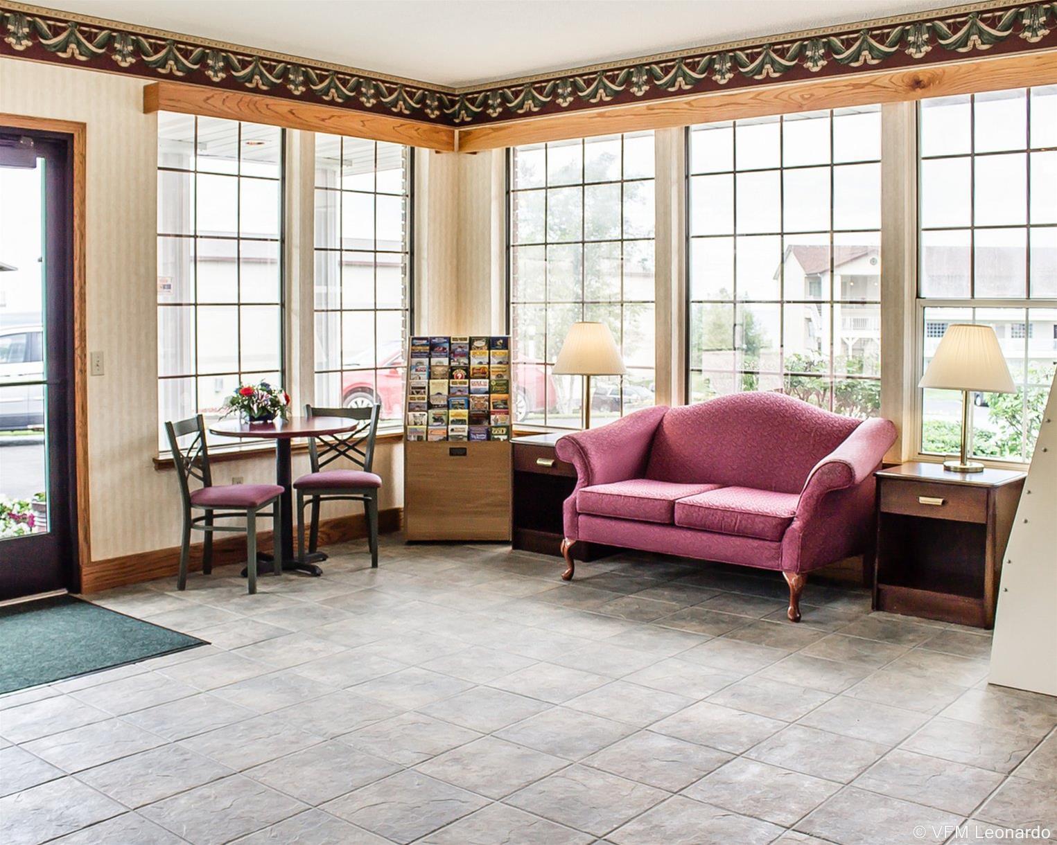 Quality Inn Lakefront Saint-Ignace Extérieur photo