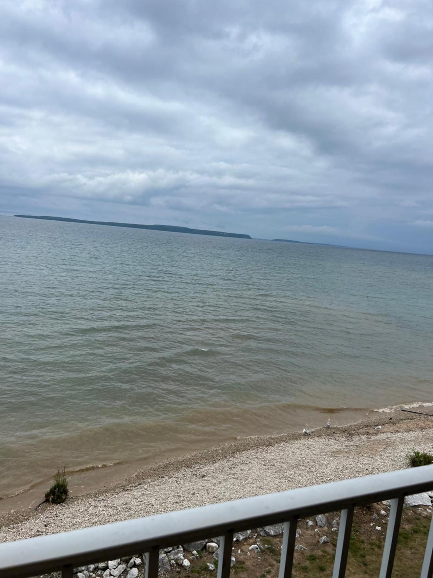Quality Inn Lakefront Saint-Ignace Extérieur photo