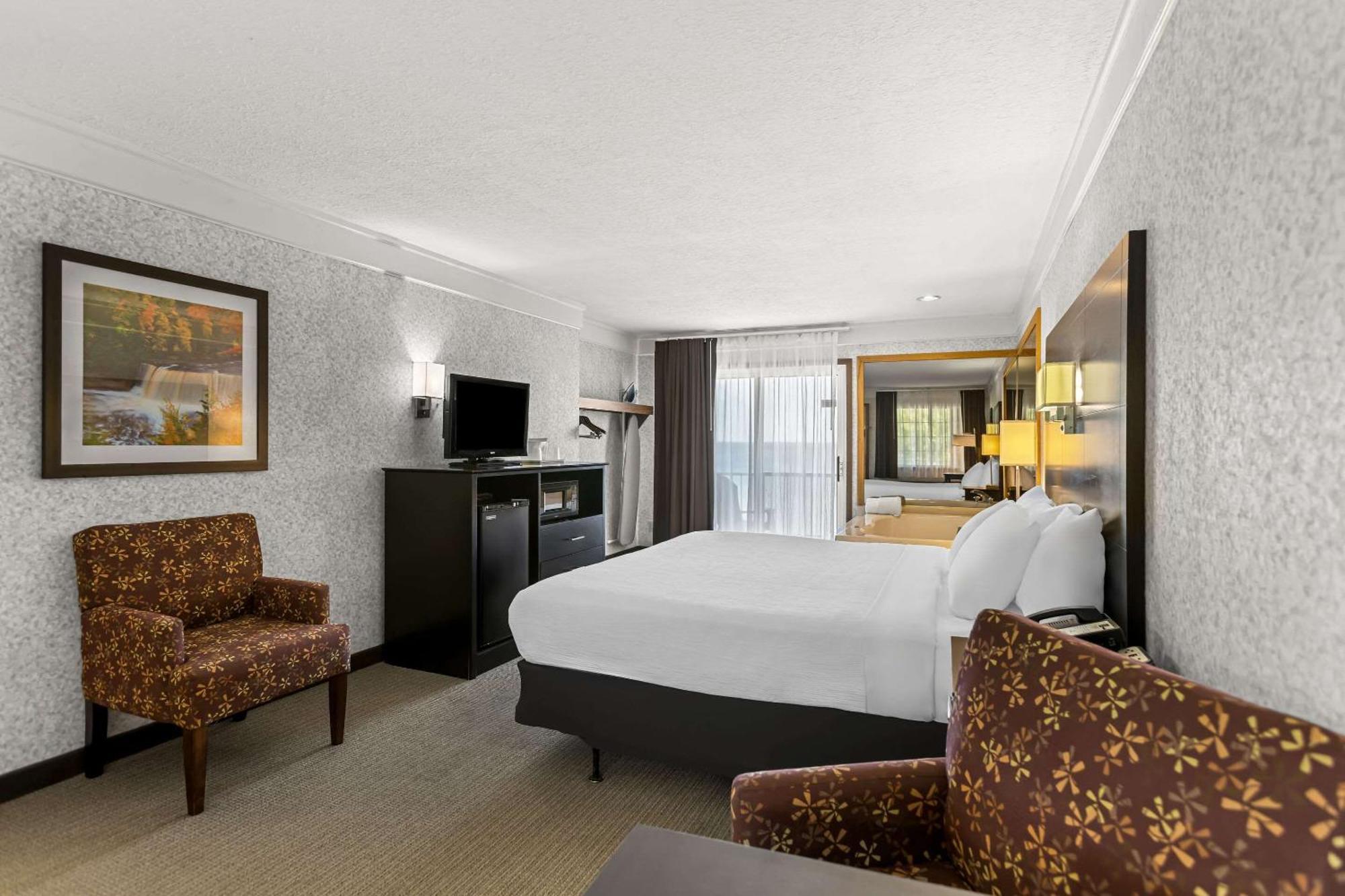 Quality Inn Lakefront Saint-Ignace Extérieur photo