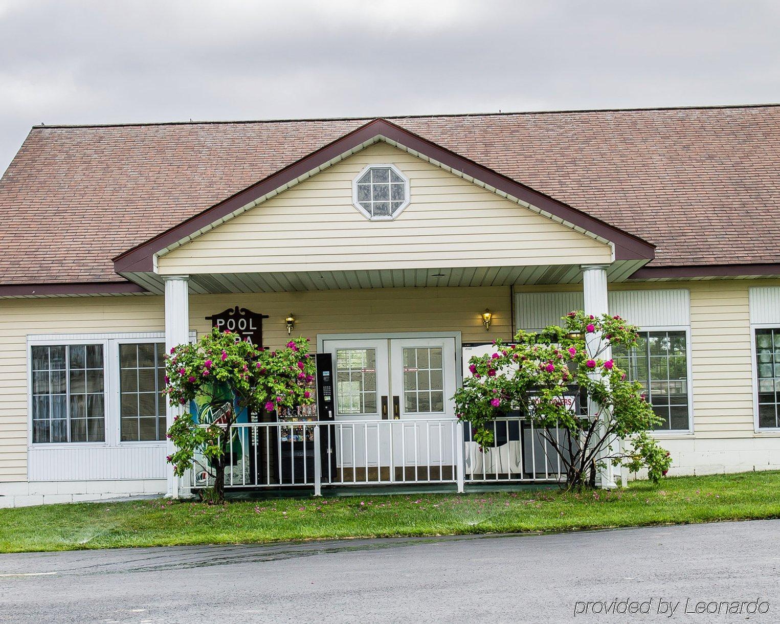 Quality Inn Lakefront Saint-Ignace Extérieur photo