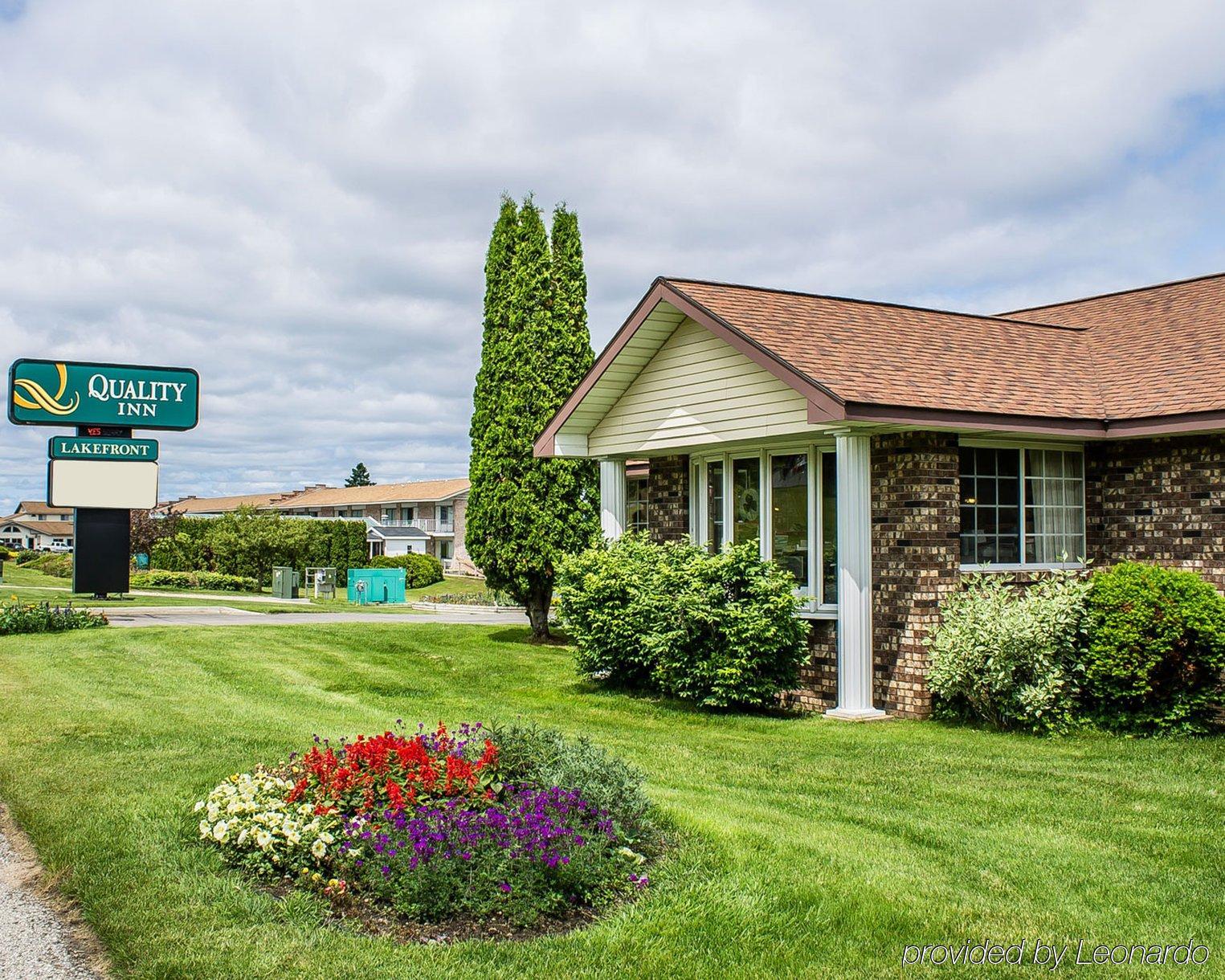 Quality Inn Lakefront Saint-Ignace Extérieur photo